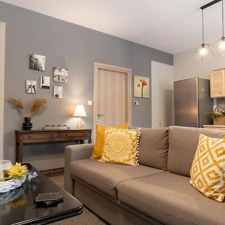 Elenis Cozy Apartment Larissa Luaran gambar