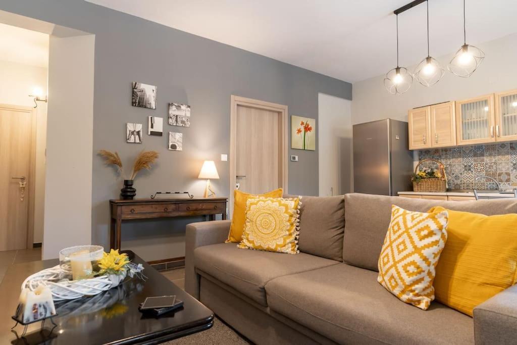 Elenis Cozy Apartment Larissa Luaran gambar